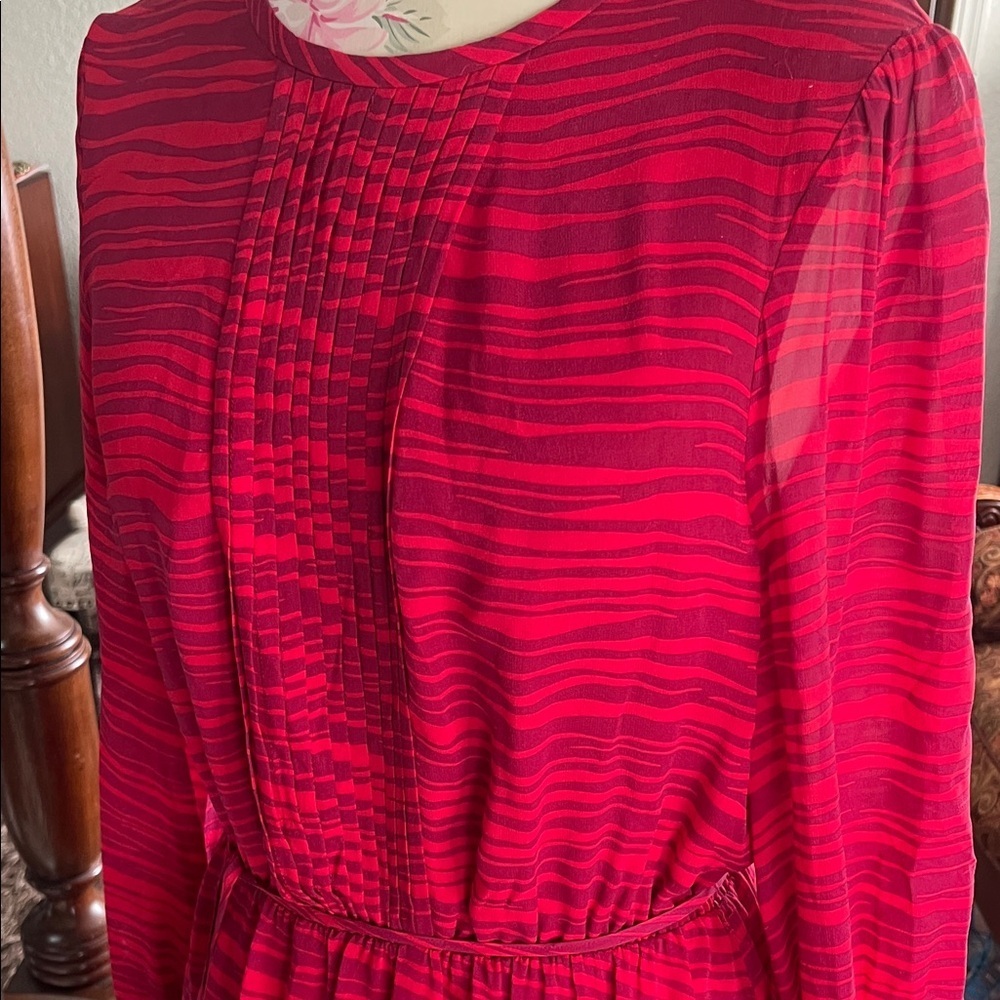 100% Silk Joie Elegant Long Sleeve Dress (designer sample) S Outstanding - Picture 3 of 11